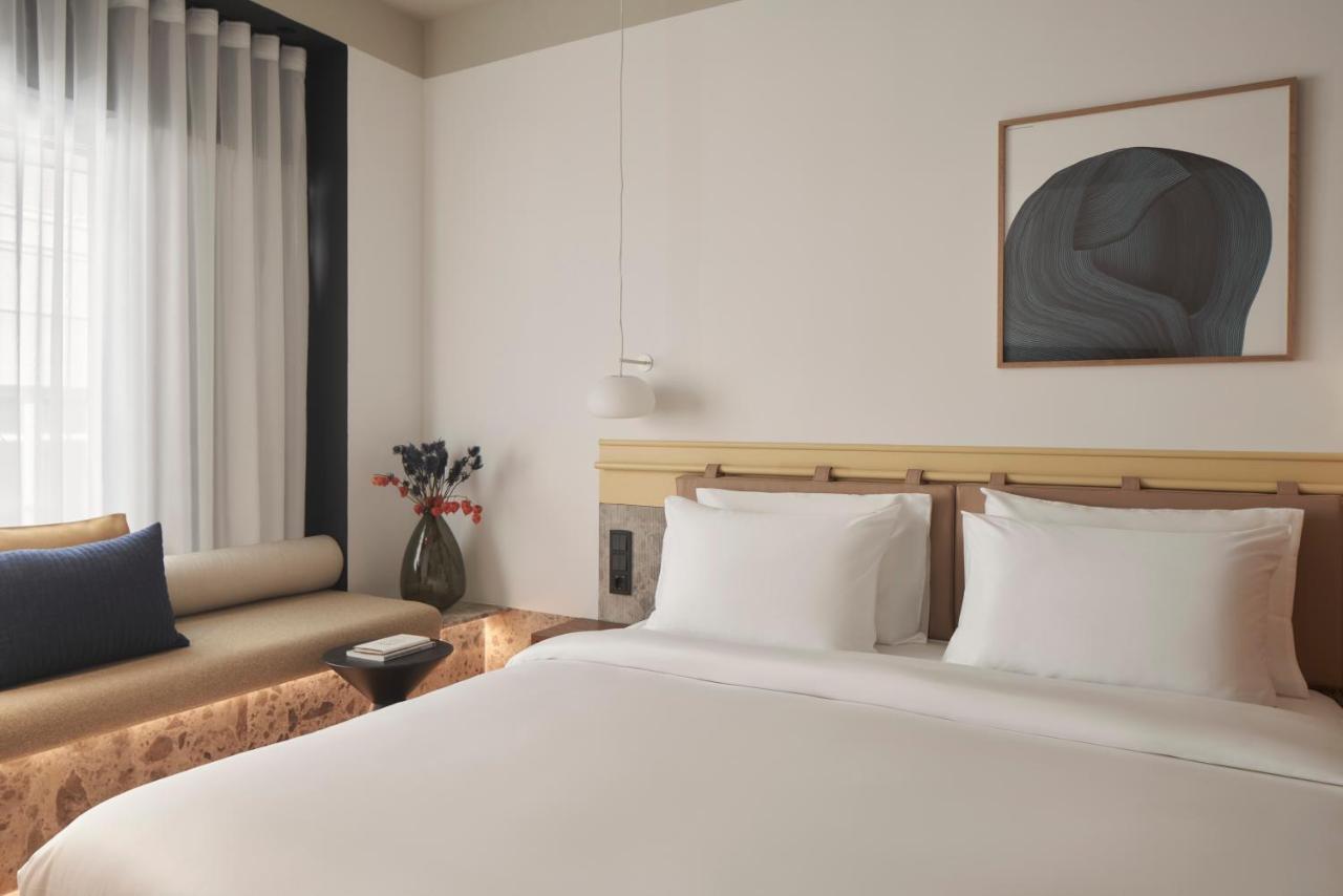 The Social Athens Hotel, A Member Of Radisson Individuals Екстериор снимка