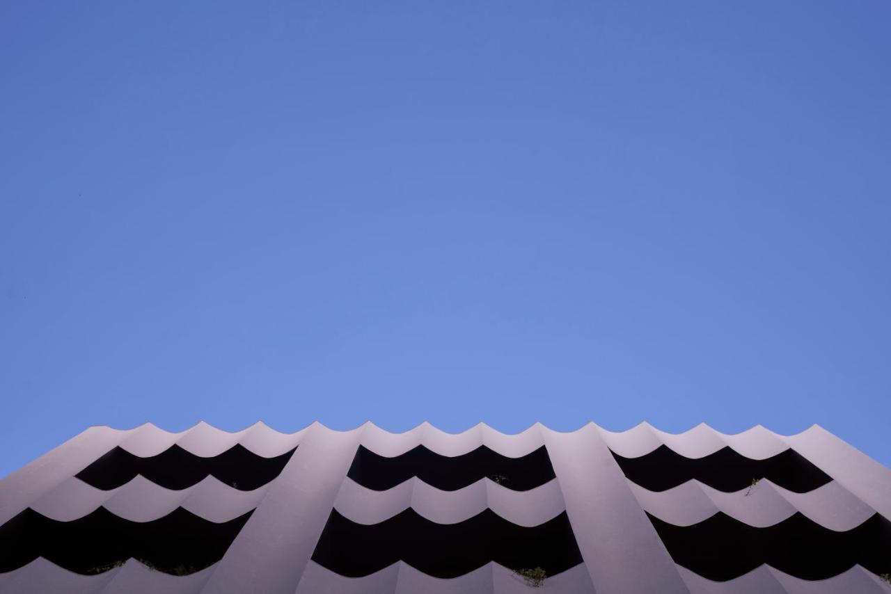 The Social Athens Hotel, A Member Of Radisson Individuals Екстериор снимка