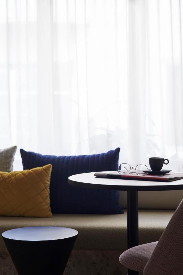 The Social Athens Hotel, A Member Of Radisson Individuals Екстериор снимка